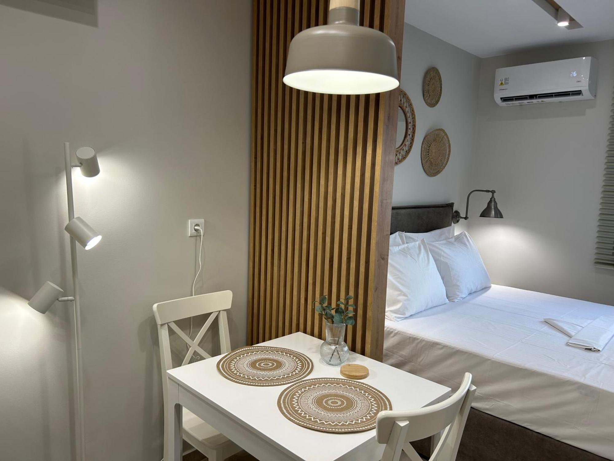 Armonia Small Luxury Apartments Ierapetra  Bilik gambar
